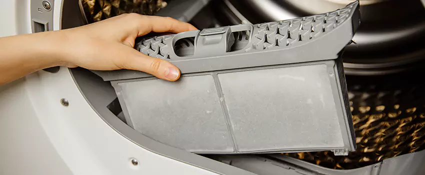 Signs Of A Clogged Dryer Lint Trap in Riverton, Utah